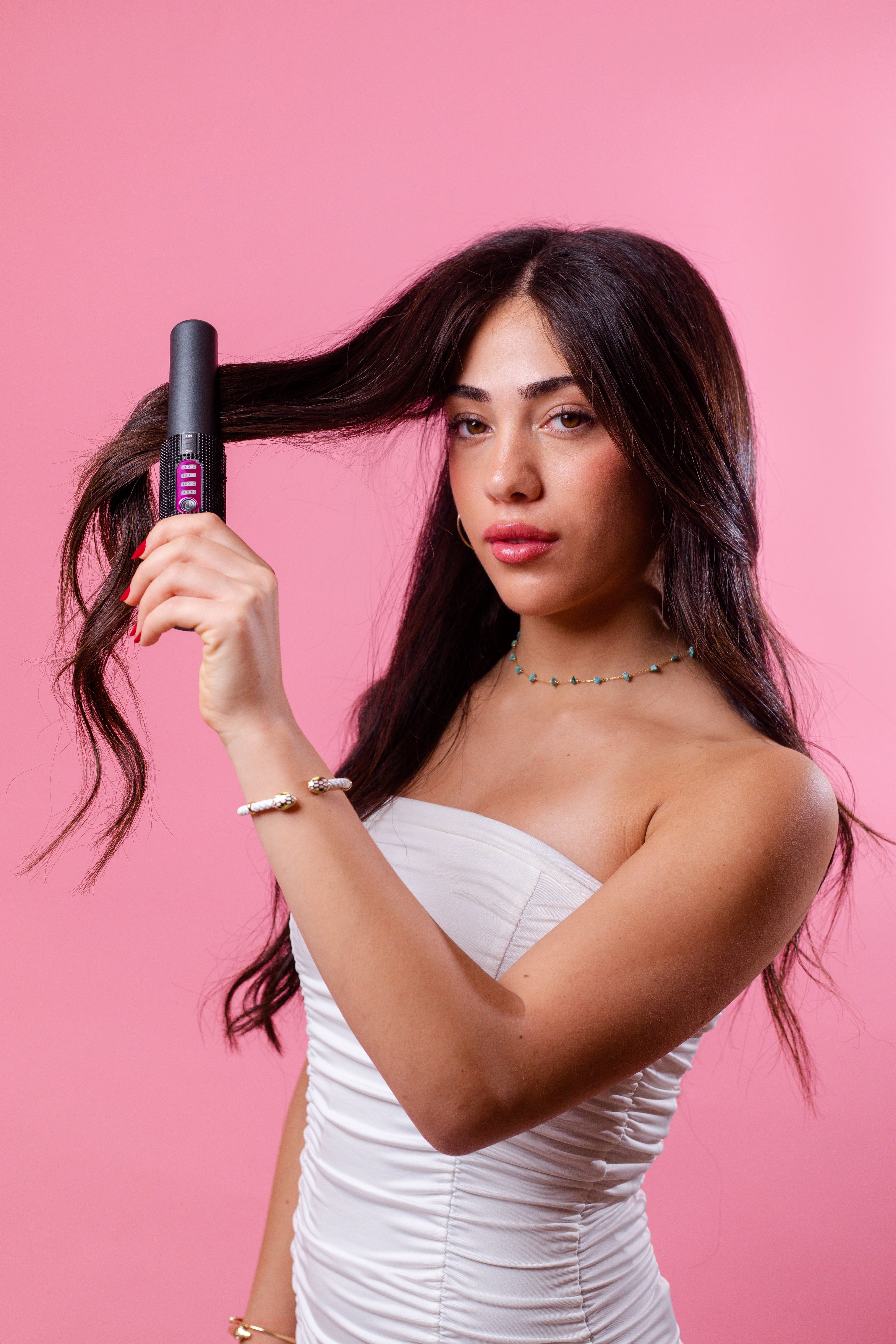 Glamlux™ Wireless Hair Straightener